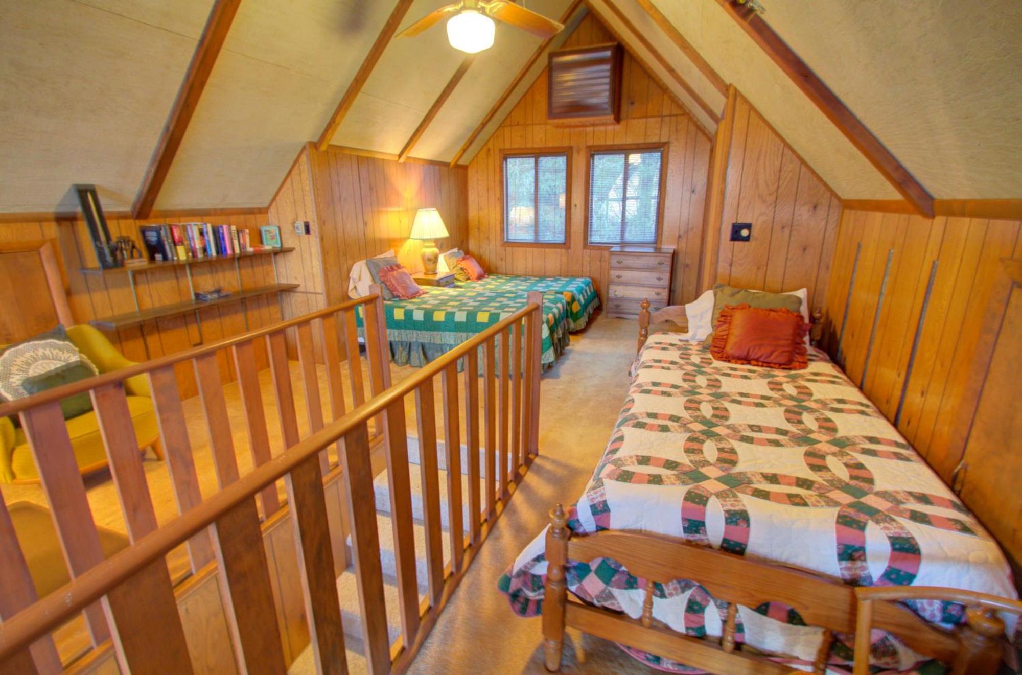 Mt Mitchell Cabin Rentals Burnsville 객실 사진